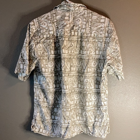 Round tree & Yorke /S/ outdoors casual button down short sleeve - Picture 3 of 3